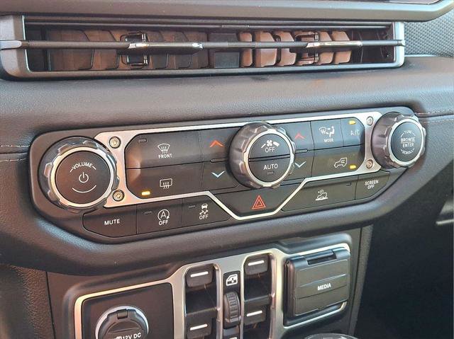 Certified 2024 Jeep Wrangler Unlimited Rubicon image 14