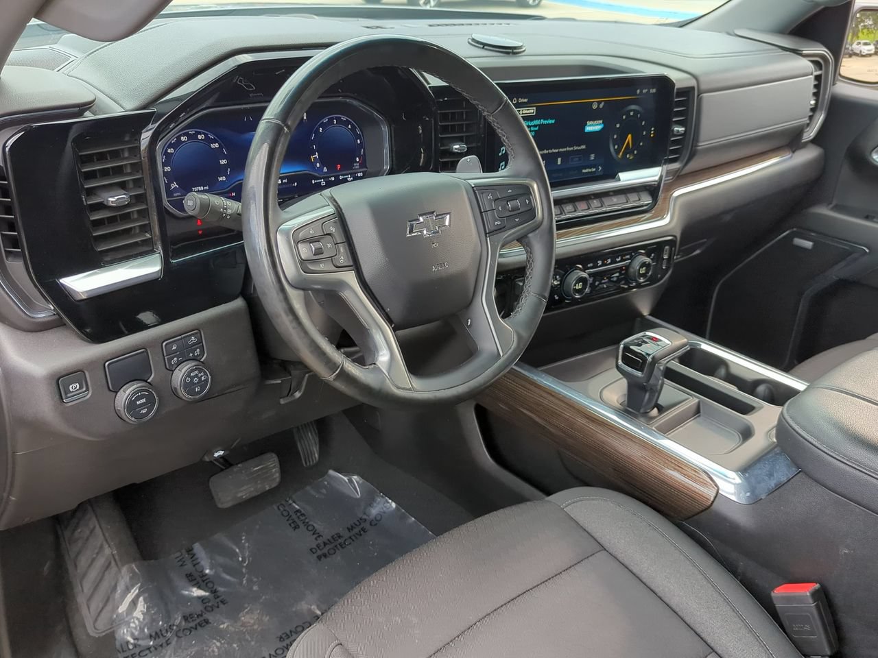 Used 2024 Chevrolet Silverado 1500 RST w/ Convenience Package II RWD image 9