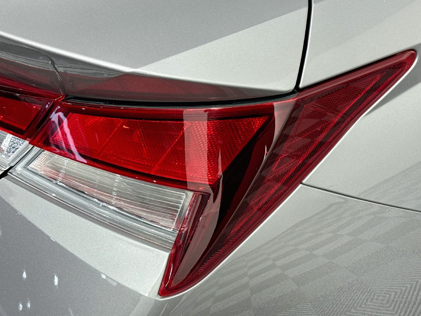 Used 2023 Hyundai Elantra SEL w/ Convenience Package FWD image 31
