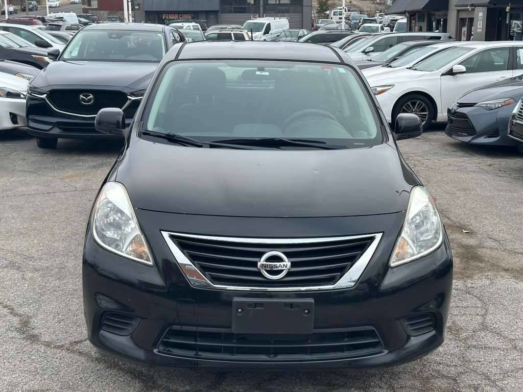 Used 2012 Nissan Versa SV w/ Convenience Pkg image 2