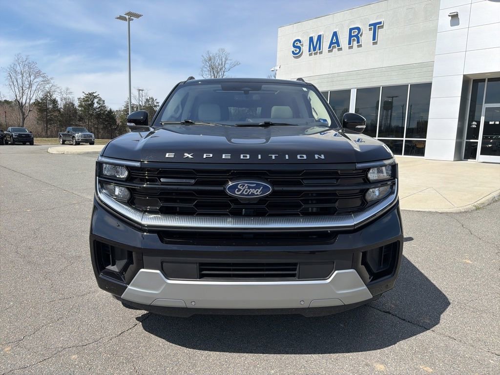 Certified 2025 Ford Expedition Max Platinum image 8