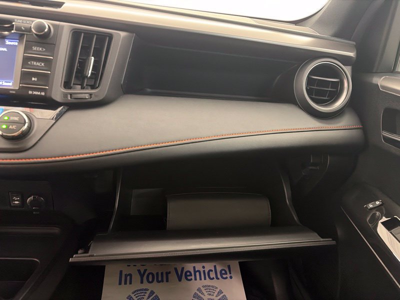Used 2016 Toyota RAV4 SE AWD/4WD image 40