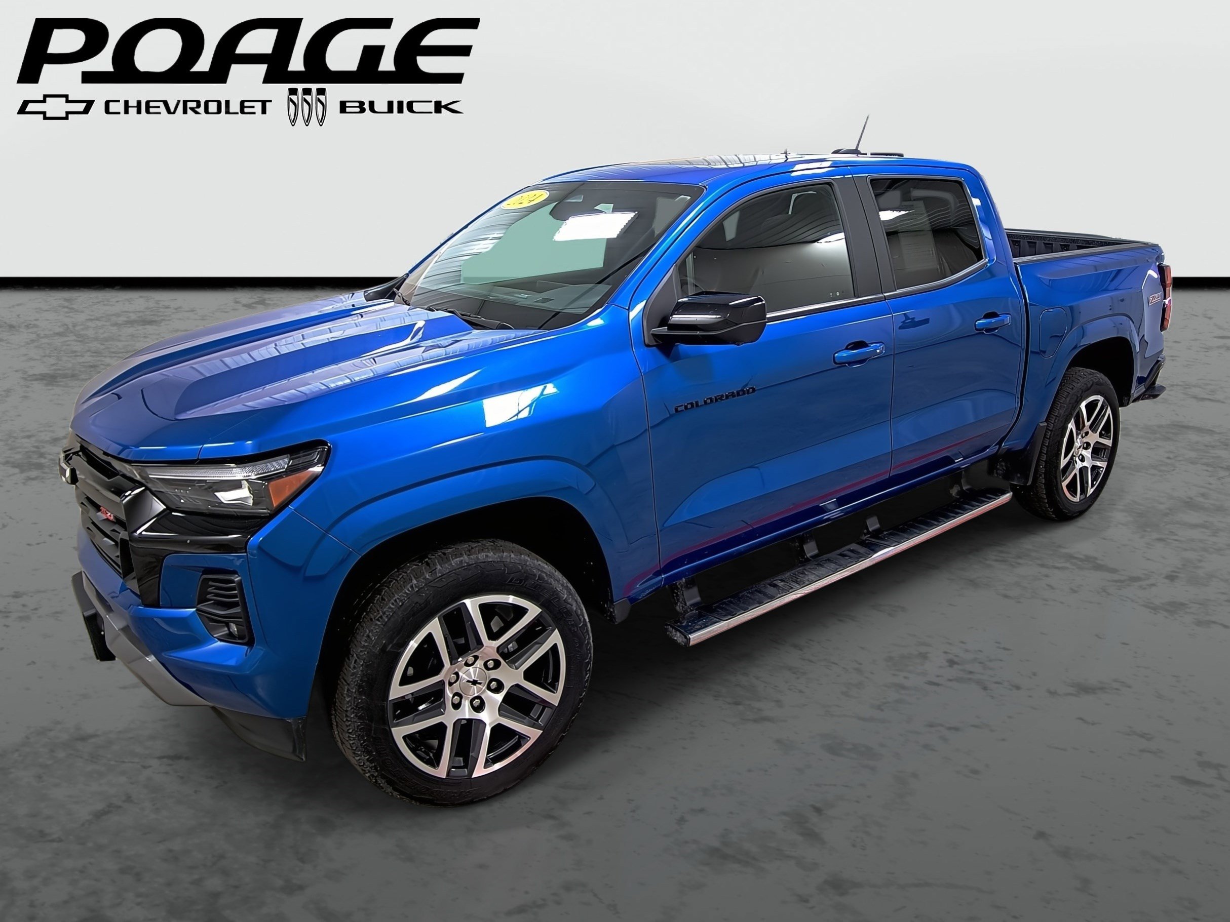 Used 2024 Chevrolet Colorado Z71 w/ Z71 Convenience Package 2 image 1