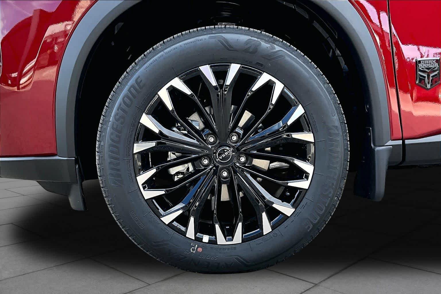 New 2027 Nissan Rogue Dark Armor FWD image 9