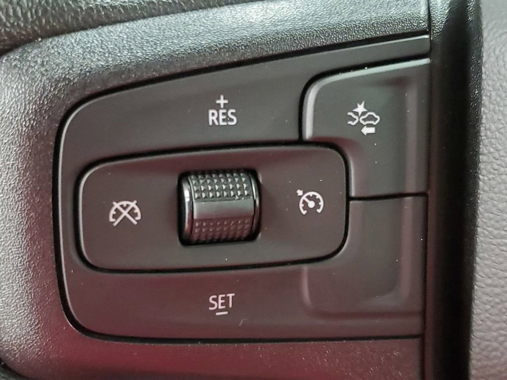 Used 2024 Chevrolet Silverado 1500 Custom image 31