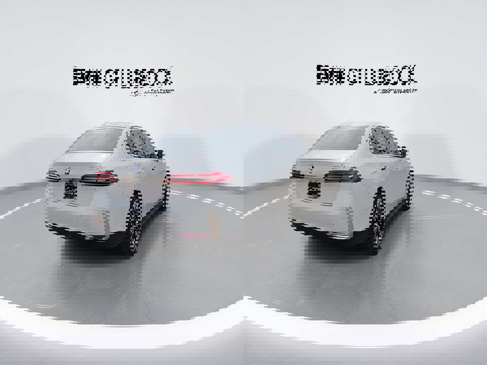 Certified 2025 BMW 530i xDrive image 8