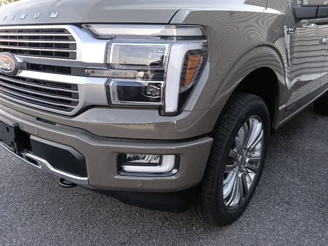New 2026 Ford F150 Platinum w/ Equipment Group 703A Plus AWD/4WD image 9