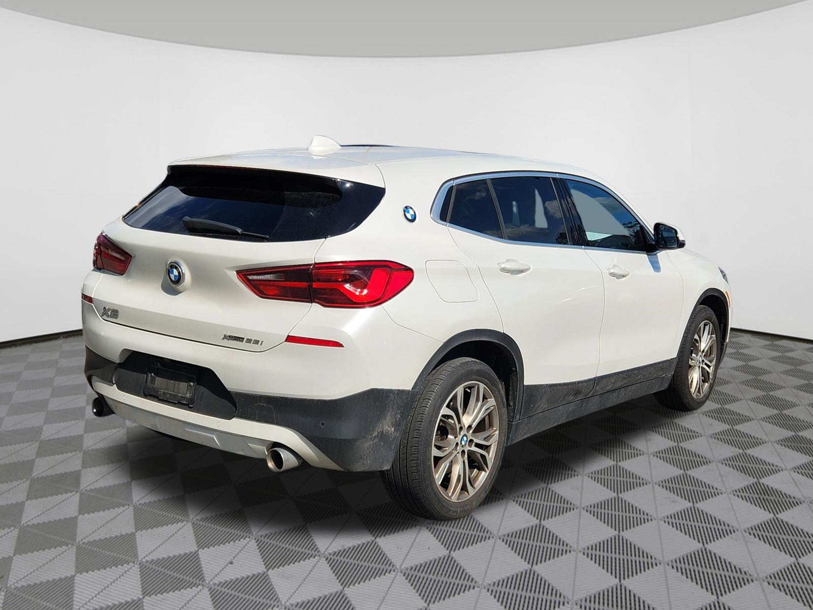 Used 2020 BMW X2 xDrive28i w/ Convenience Package AWD/4WD image 4