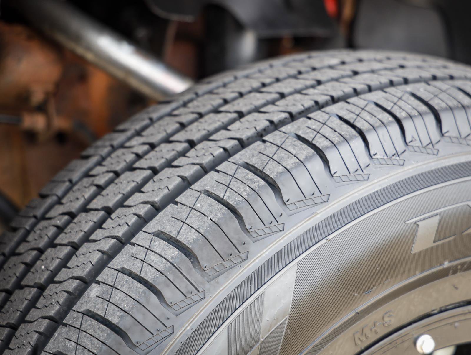 Used 2012 GMC Sierra 2500 SLT w/ SLT Convenience Package AWD/4WD image 11