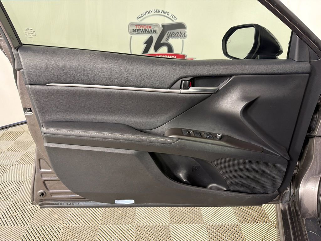 Used 2021 Toyota Camry XSE w/ Driver Assist Package FWD image 11