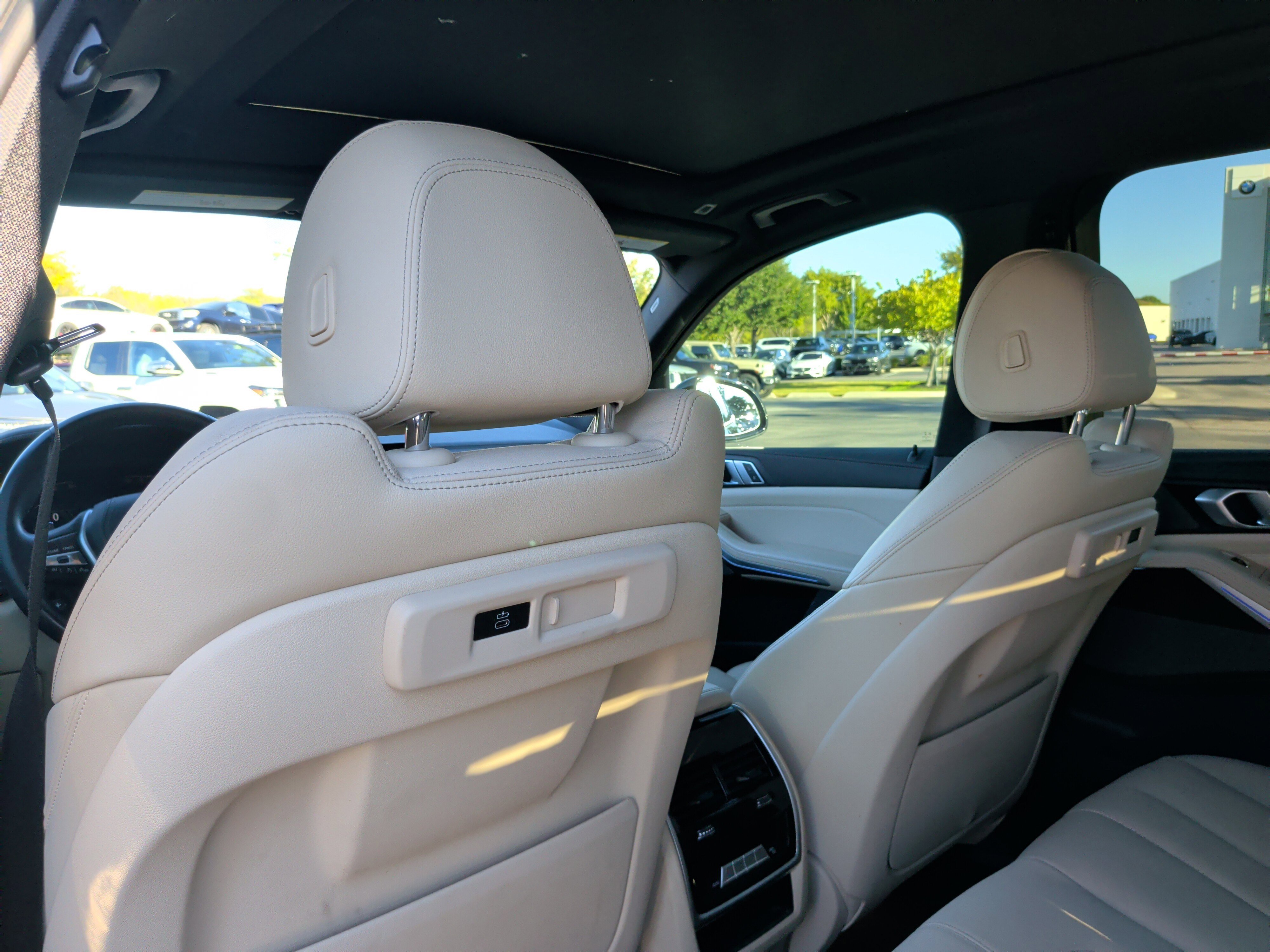 Used 2021 BMW X5 xDrive40i w/ Premium Package image 33