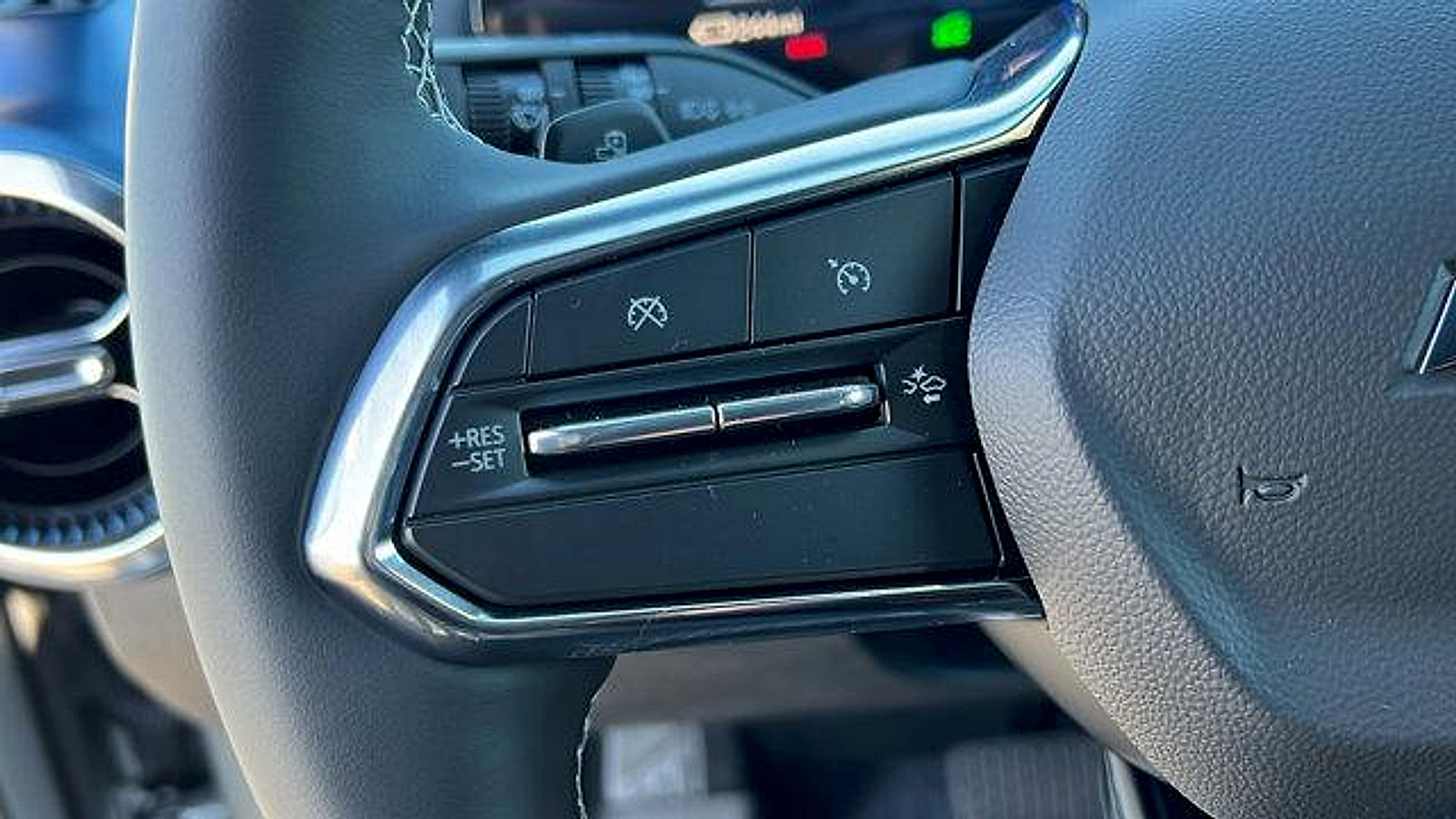 New 2026 Chevrolet Equinox EV LT image 23