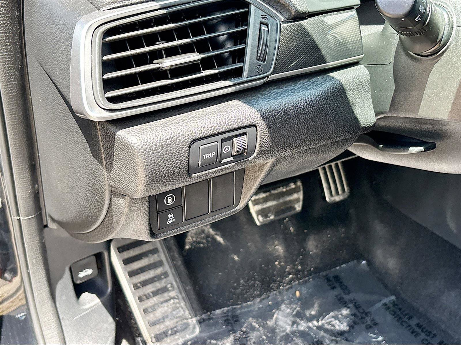 Used 2018 Honda Accord Sport image 10