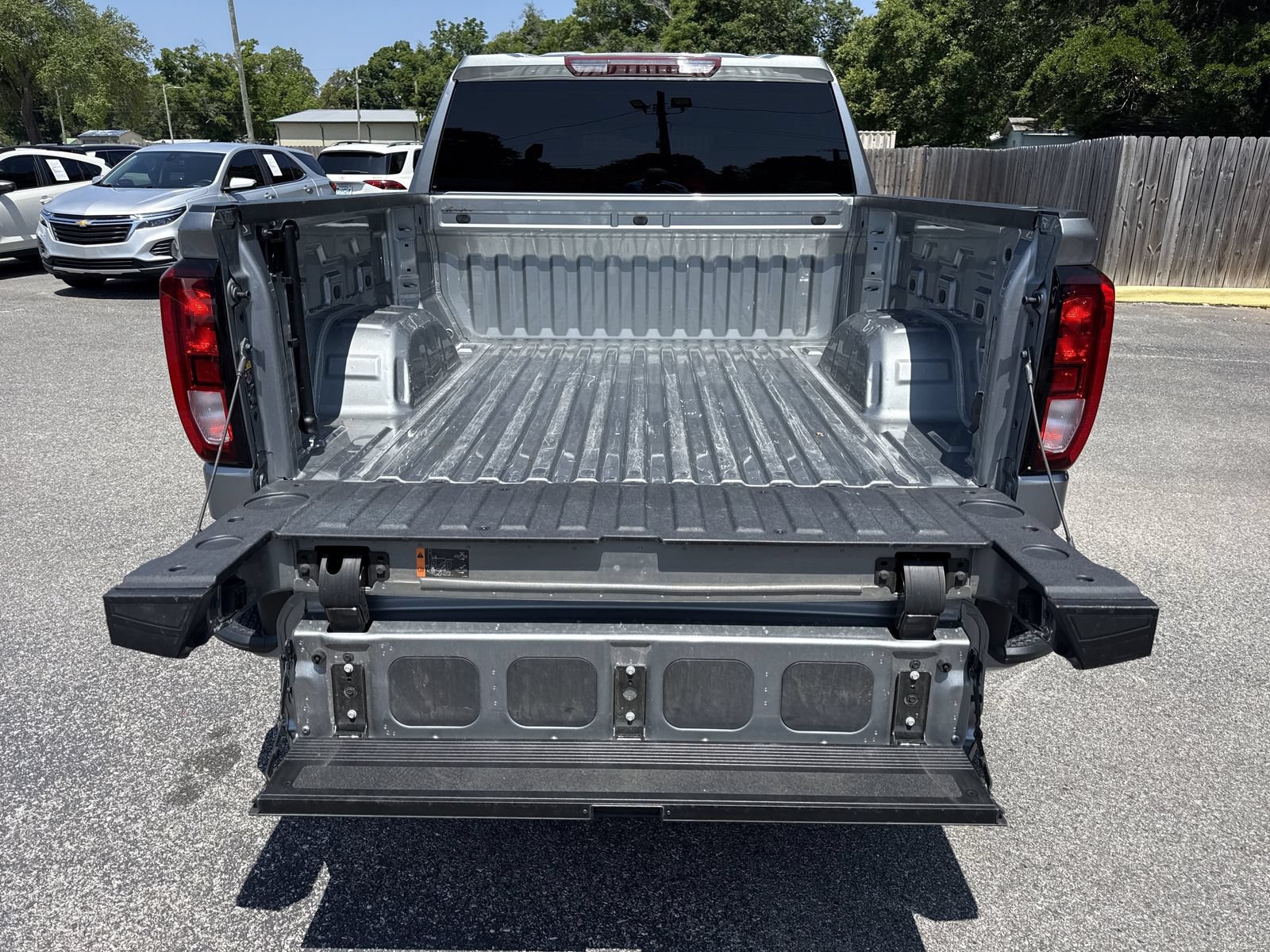 Used 2024 GMC Sierra 1500 Elevation AWD/4WD image 30