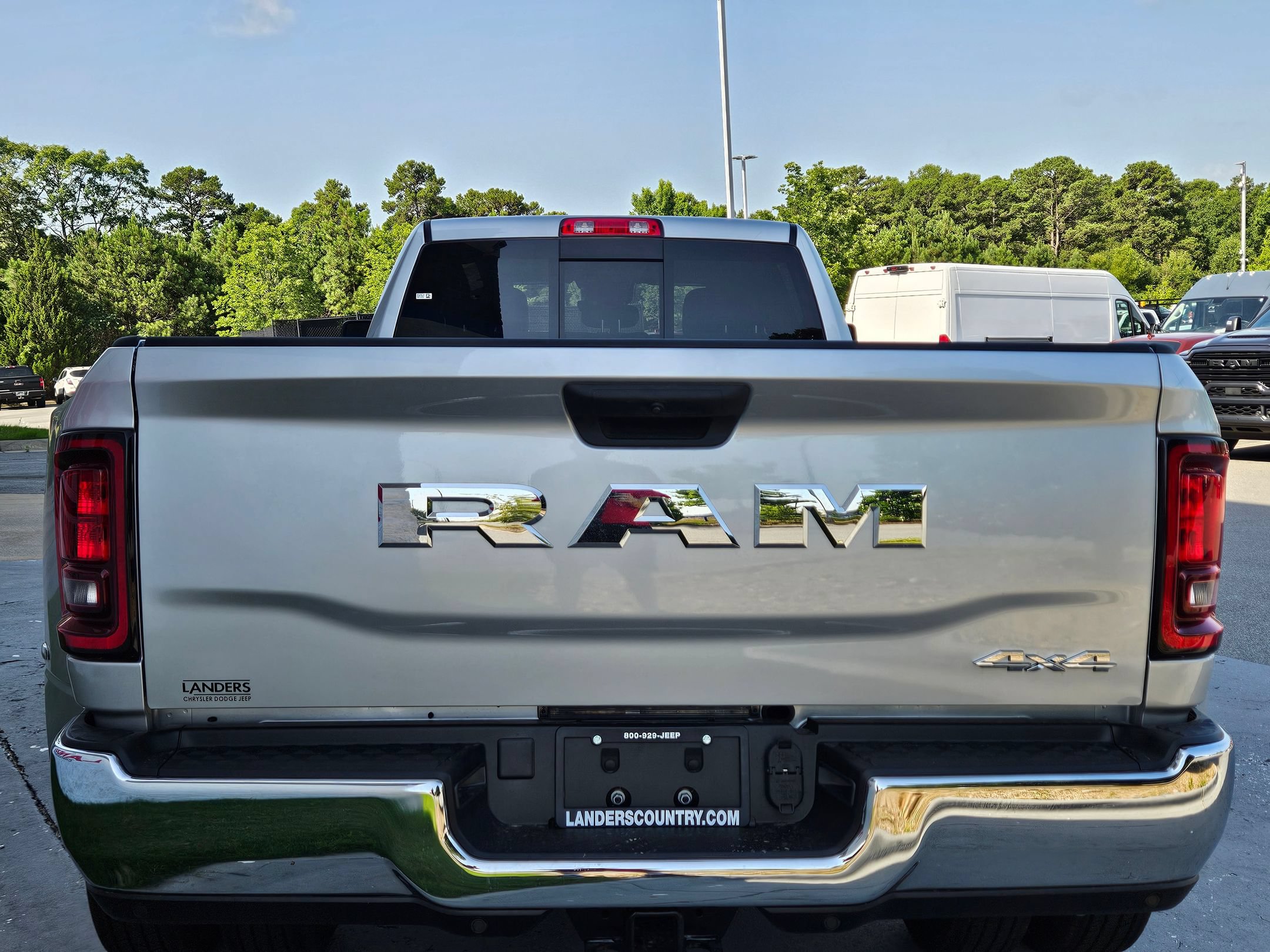 New 2026 RAM 3500 Tradesman AWD/4WD image 6