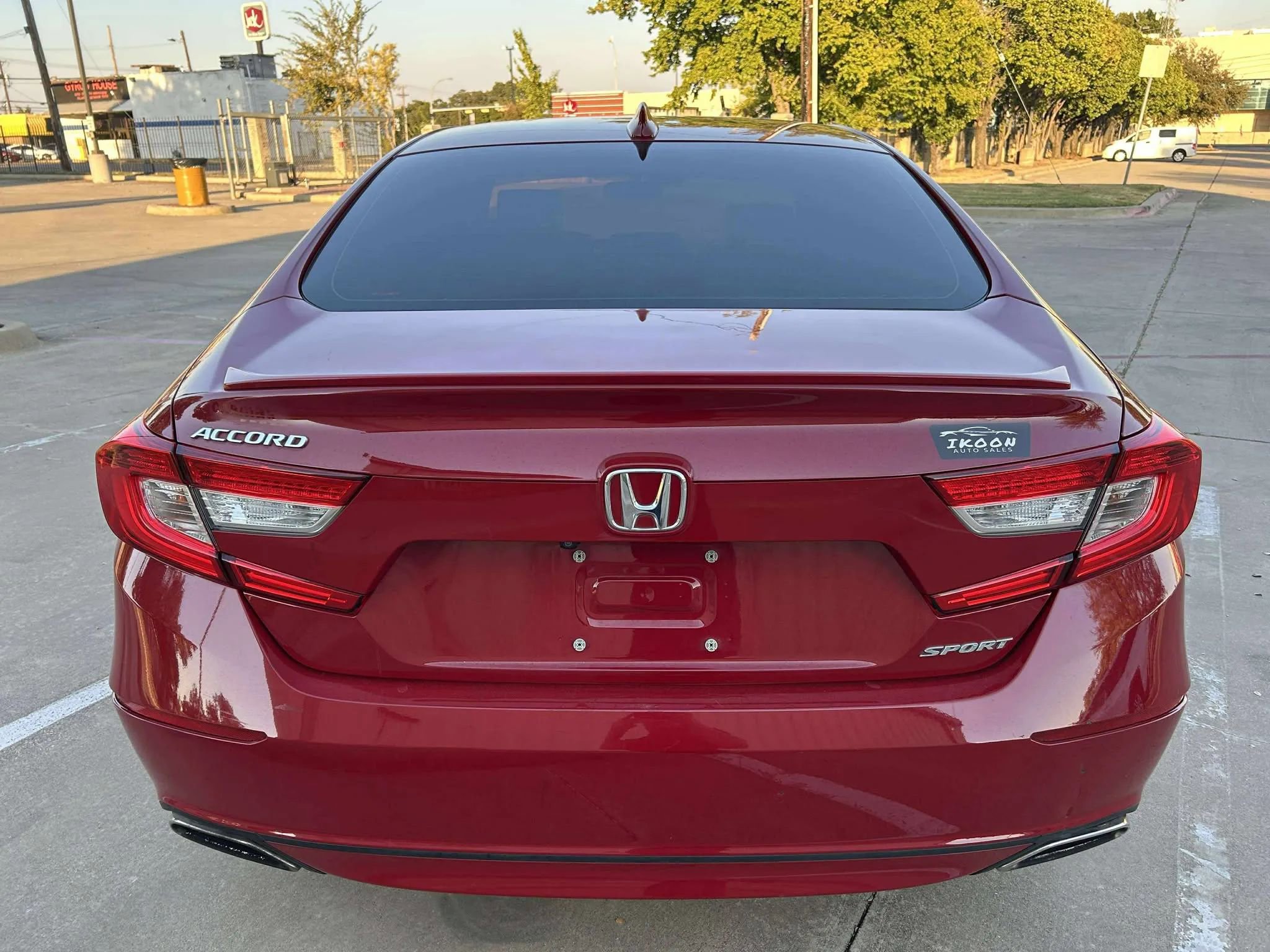 Used 2018 Honda Accord Sport image 7