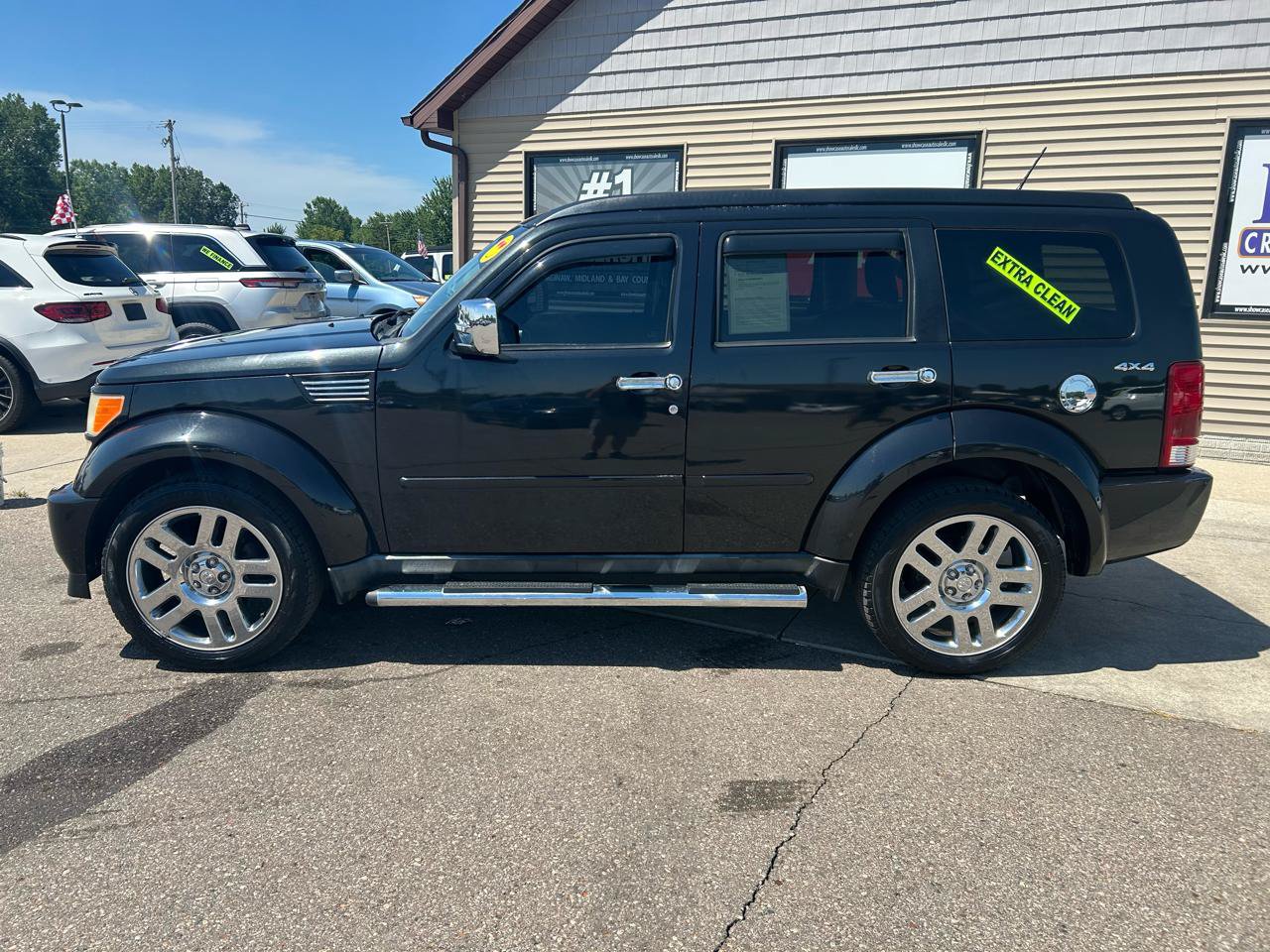 Used 2011 Dodge Nitro Heat w/ Chrome Accents Group AWD/4WD image 8