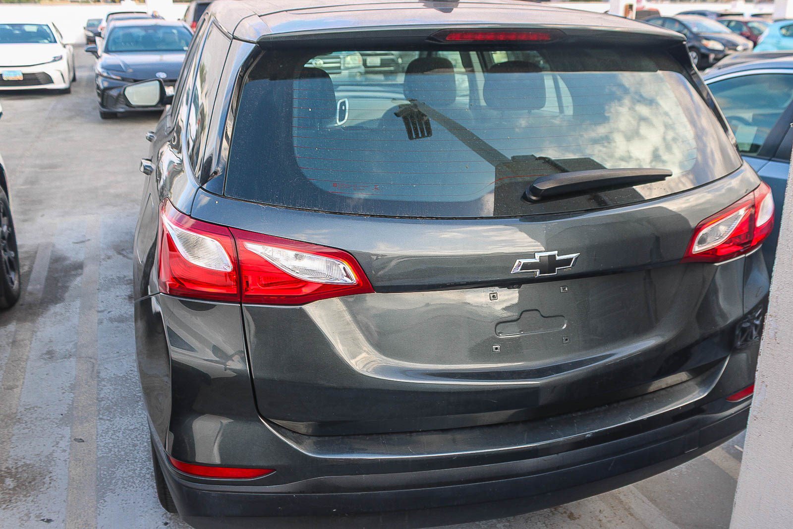 Used 2021 Chevrolet Equinox LS FWD image 13