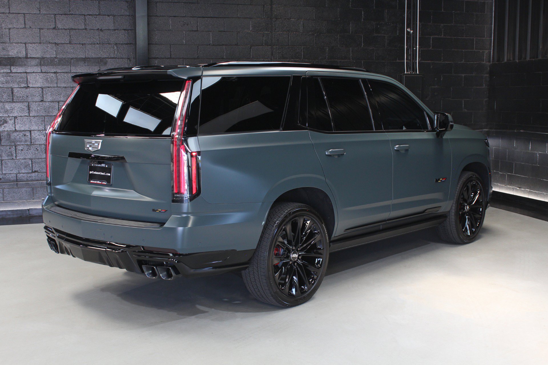 Used 2026 Cadillac Escalade V w/ LPO, ONYX Package AWD/4WD image 20