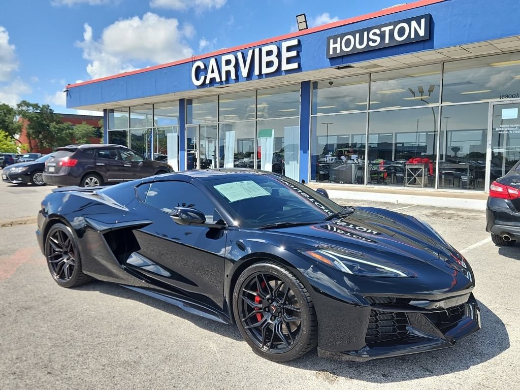 Used 2023 Chevrolet Corvette Z06 w/ Engine Appearance Package RWD image 1