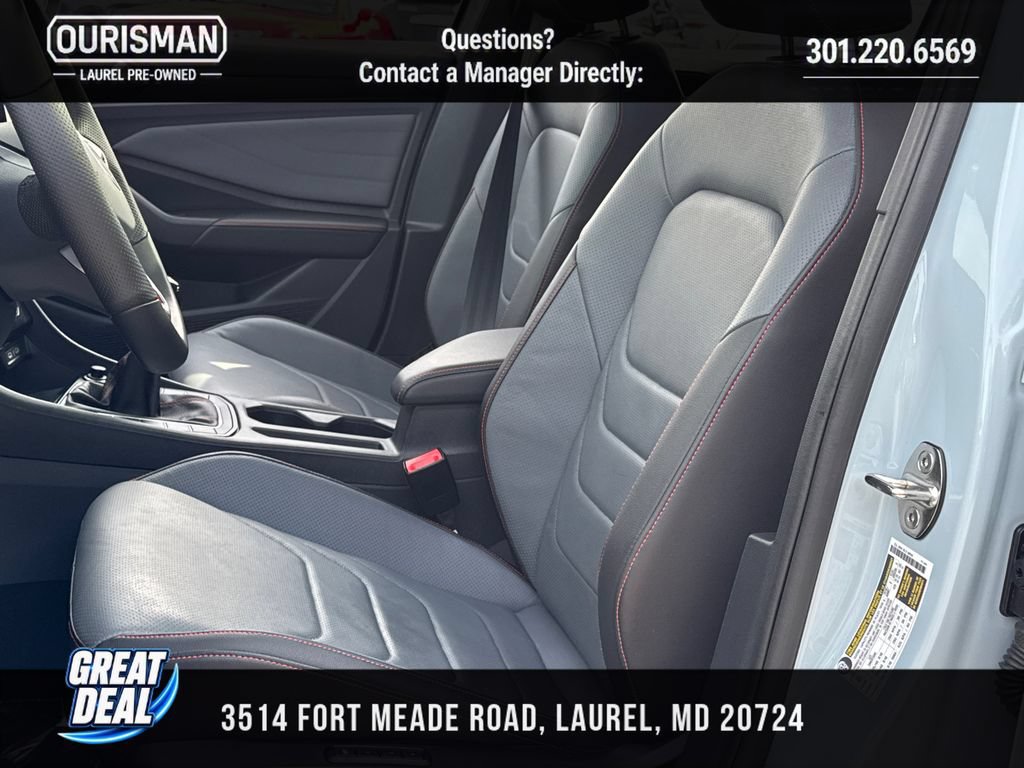 Used 2025 Volkswagen Jetta GLI Autobahn FWD image 6