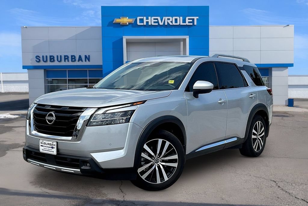 Used 2023 Nissan Pathfinder Platinum