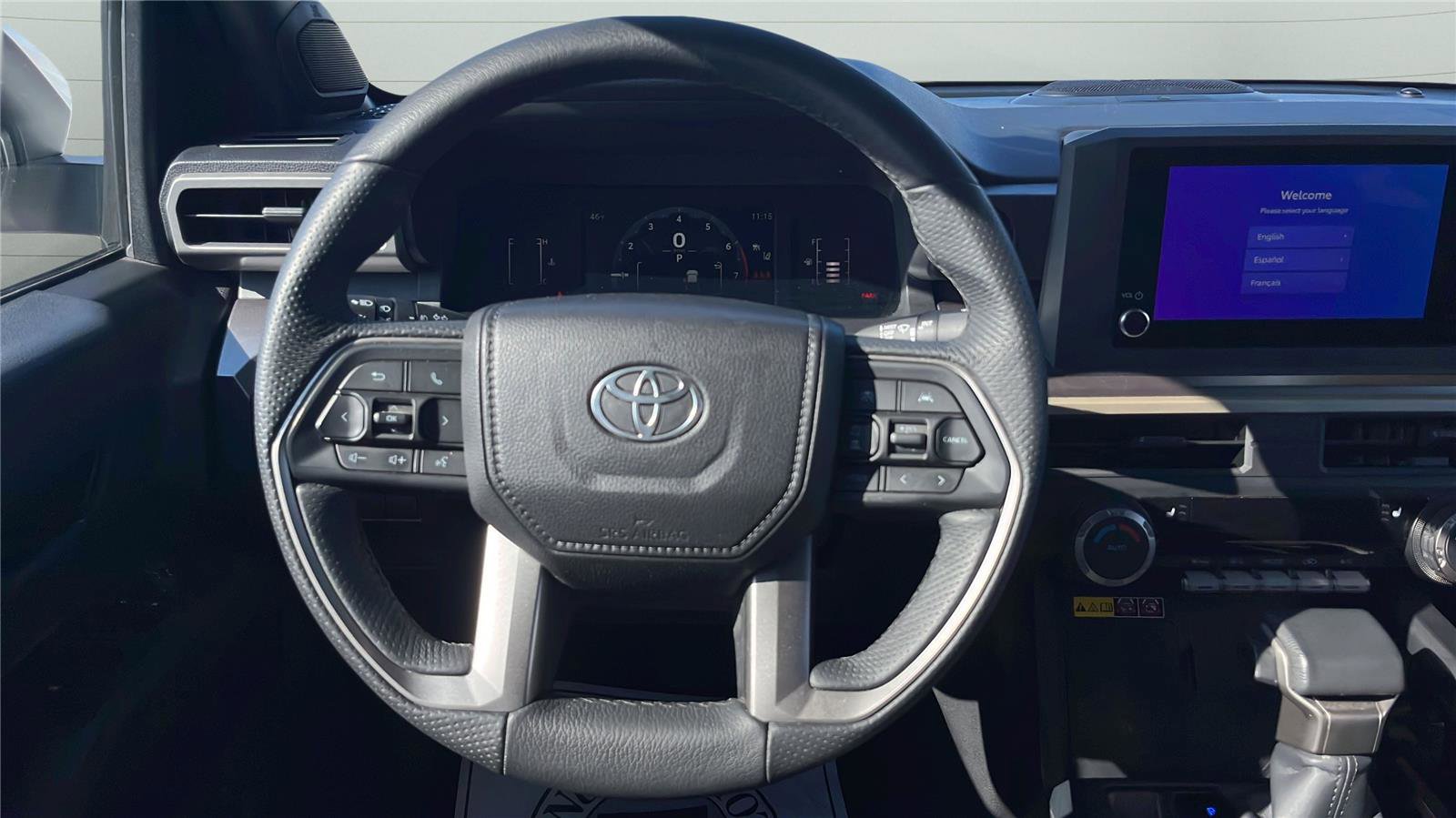 Used 2025 Toyota Tacoma SR5 image 4