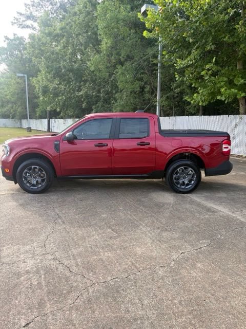 Used 2026 Ford Maverick XLT FWD image 2