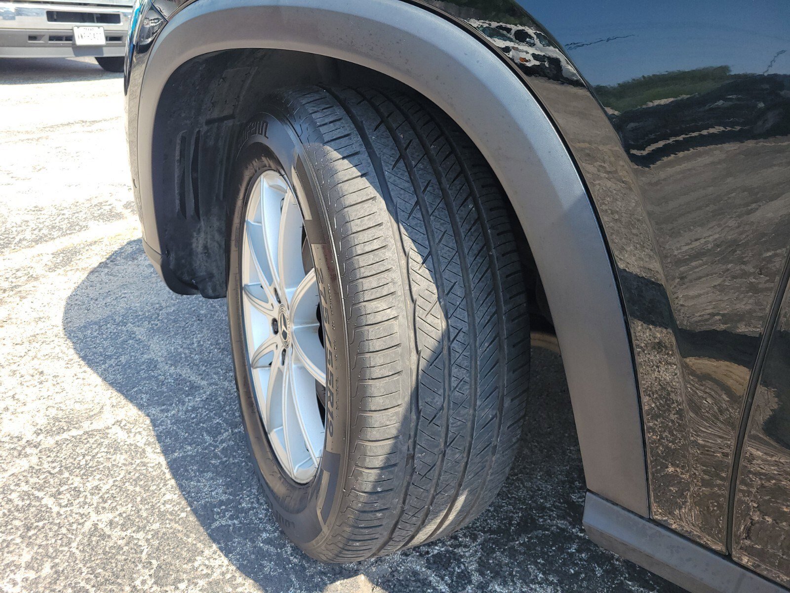 Used 2024 Mercedes-Benz GLE 350 4MATIC w/ 3rd Row Seat Package image 32