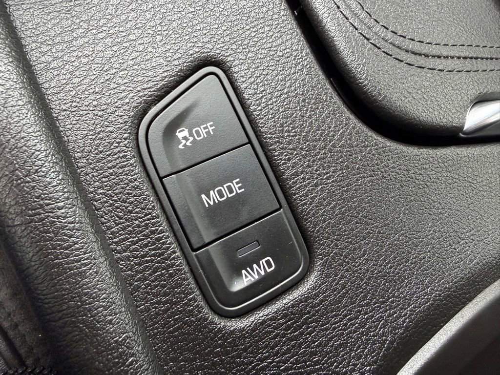 Used 2017 Cadillac XT5 Platinum w/ Driver Assist Package image 28