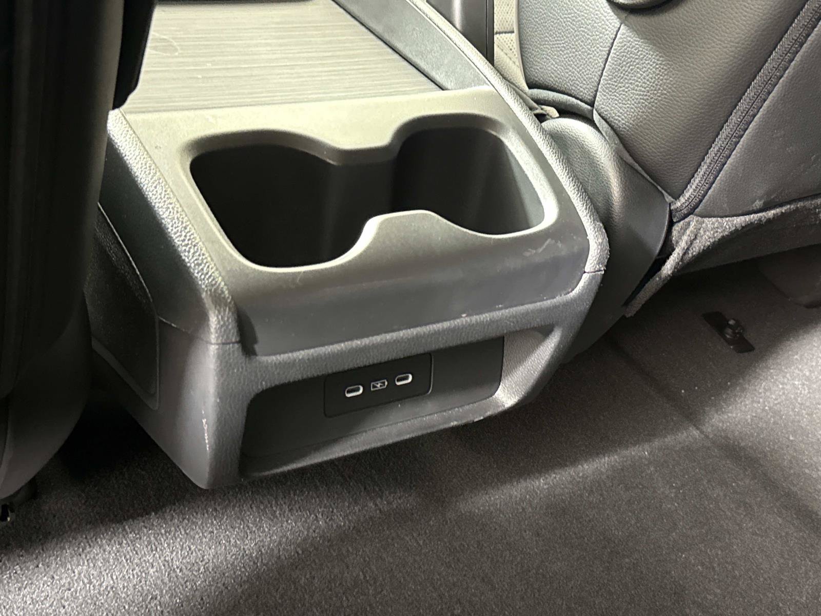Used 2025 Honda Odyssey Elite image 13