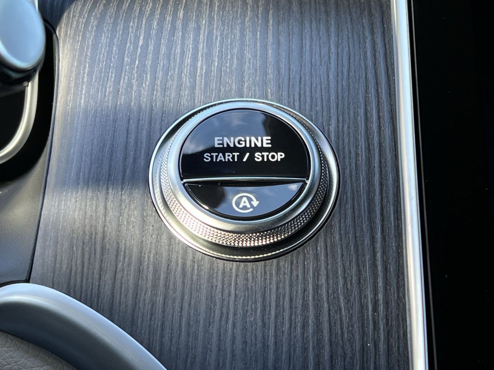 Used 2026 Mercedes-Benz GLC 300 4MATIC image 31
