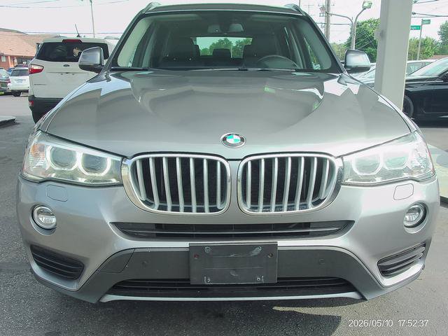Used 2017 BMW X3 xDrive28i AWD/4WD image 2