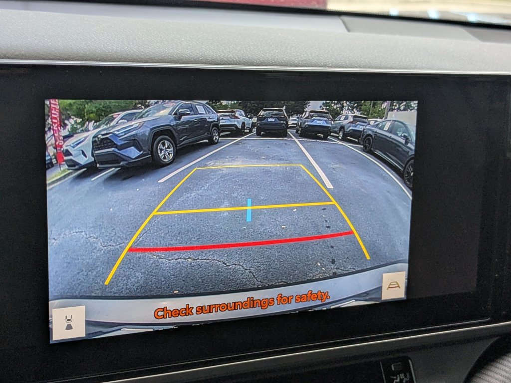 Used 2025 Toyota Camry SE w/ Multimedia Upgrade Package FWD image 20