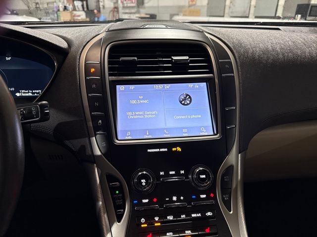 Used 2020 Lincoln Nautilus FWD image 19