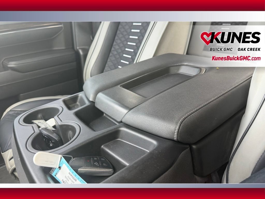 Used 2024 GMC Sierra 1500 Elevation w/ LPO, Elevation Black Package AWD/4WD image 26