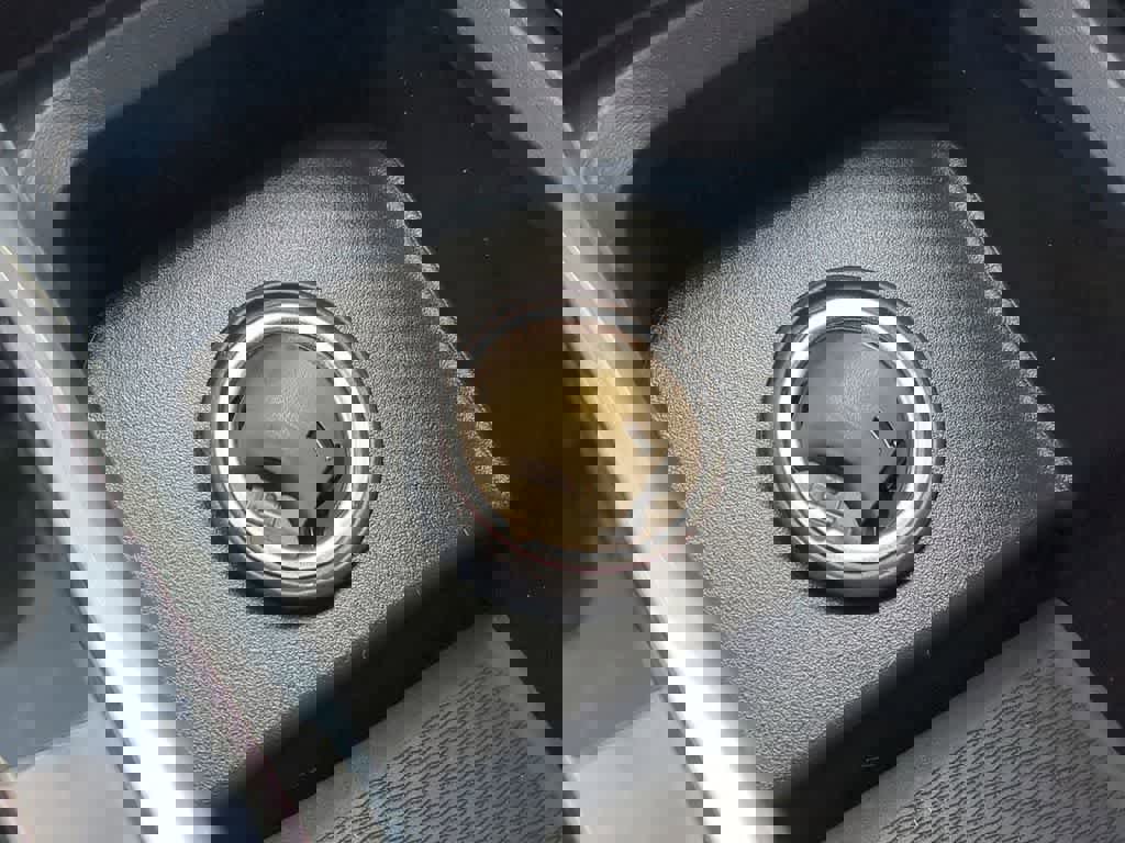 New 2026 Volvo XC60 B5 Plus w/ Protection Package Premier image 29