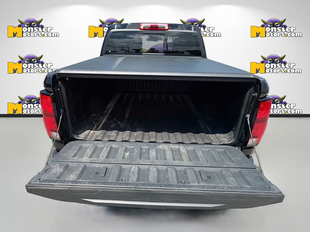 Used 2023 Chevrolet Colorado Z71 w/ Z71 Convenience Package 2 AWD/4WD image 28