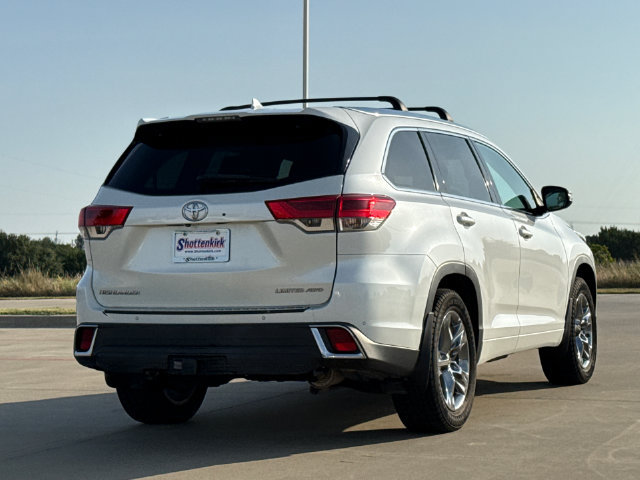 Used 2018 Toyota Highlander Limited Platinum AWD/4WD image 7