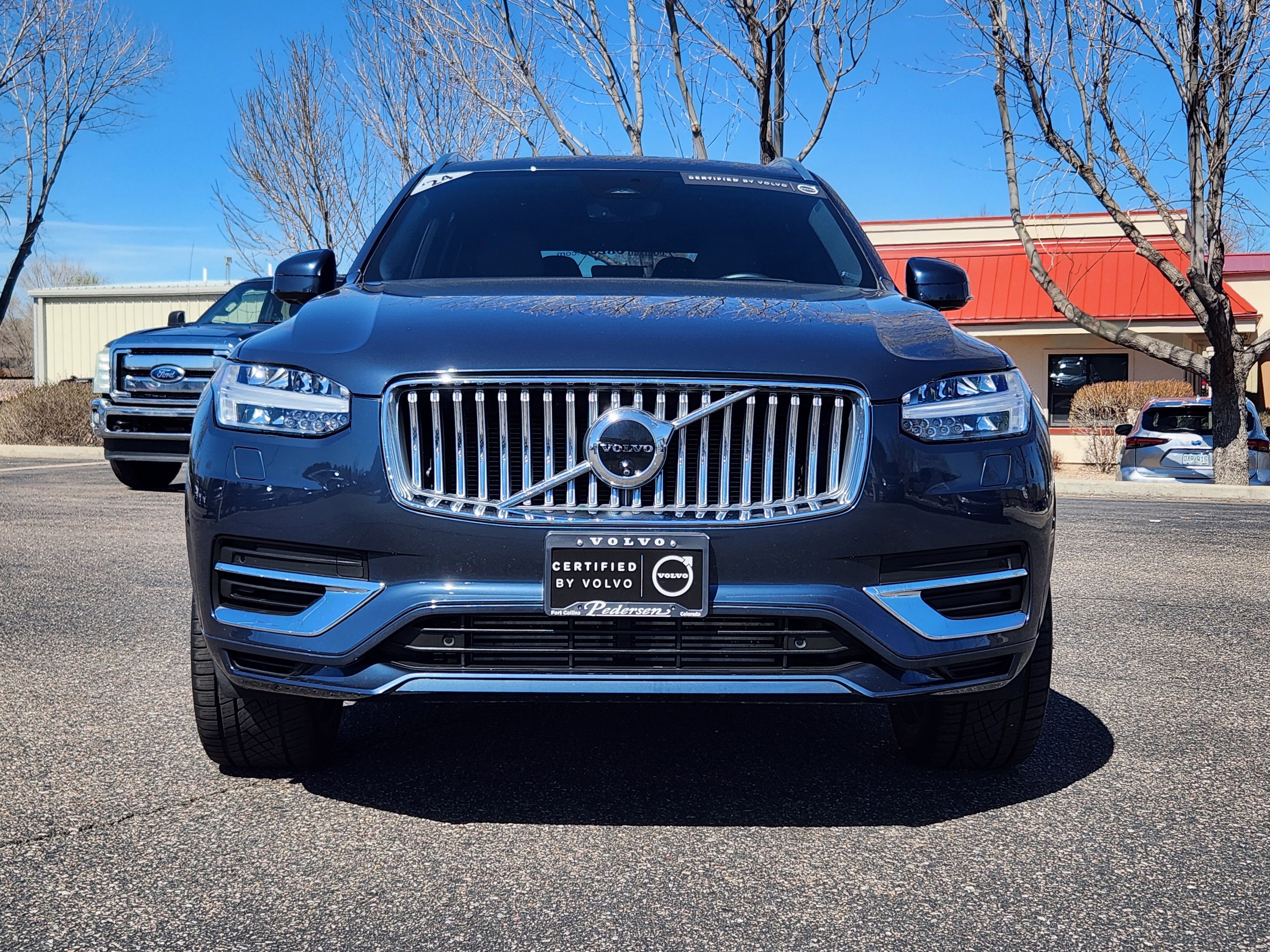 Certified 2024 Volvo XC90 T8 Ultimate w/ Protection Package Premier image 2