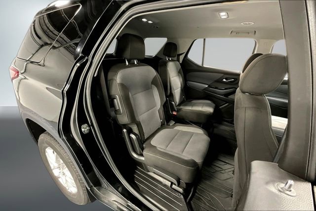 Used 2020 Chevrolet Traverse LT w/ Driver Confidence II Package AWD/4WD image 24