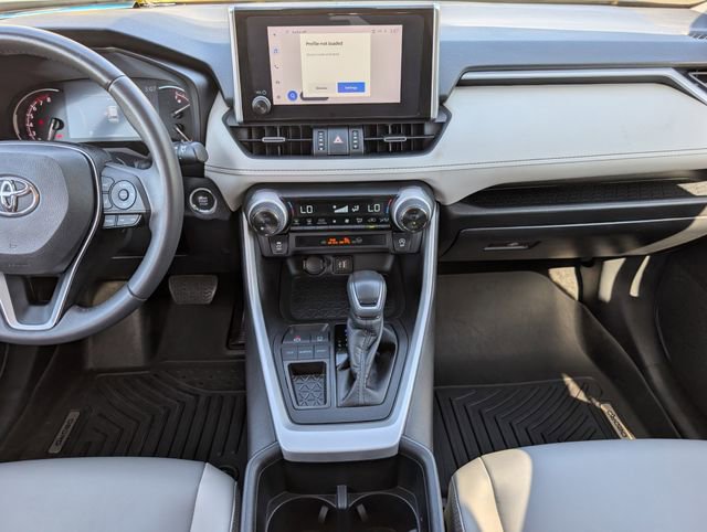 Used 2023 Toyota RAV4 XLE Premium image 7