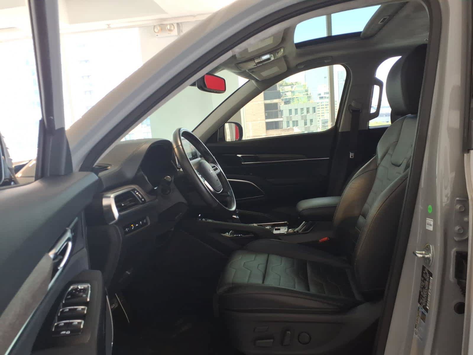 Used 2022 Kia Telluride SX w/ SX Prestige Package AWD/4WD image 19