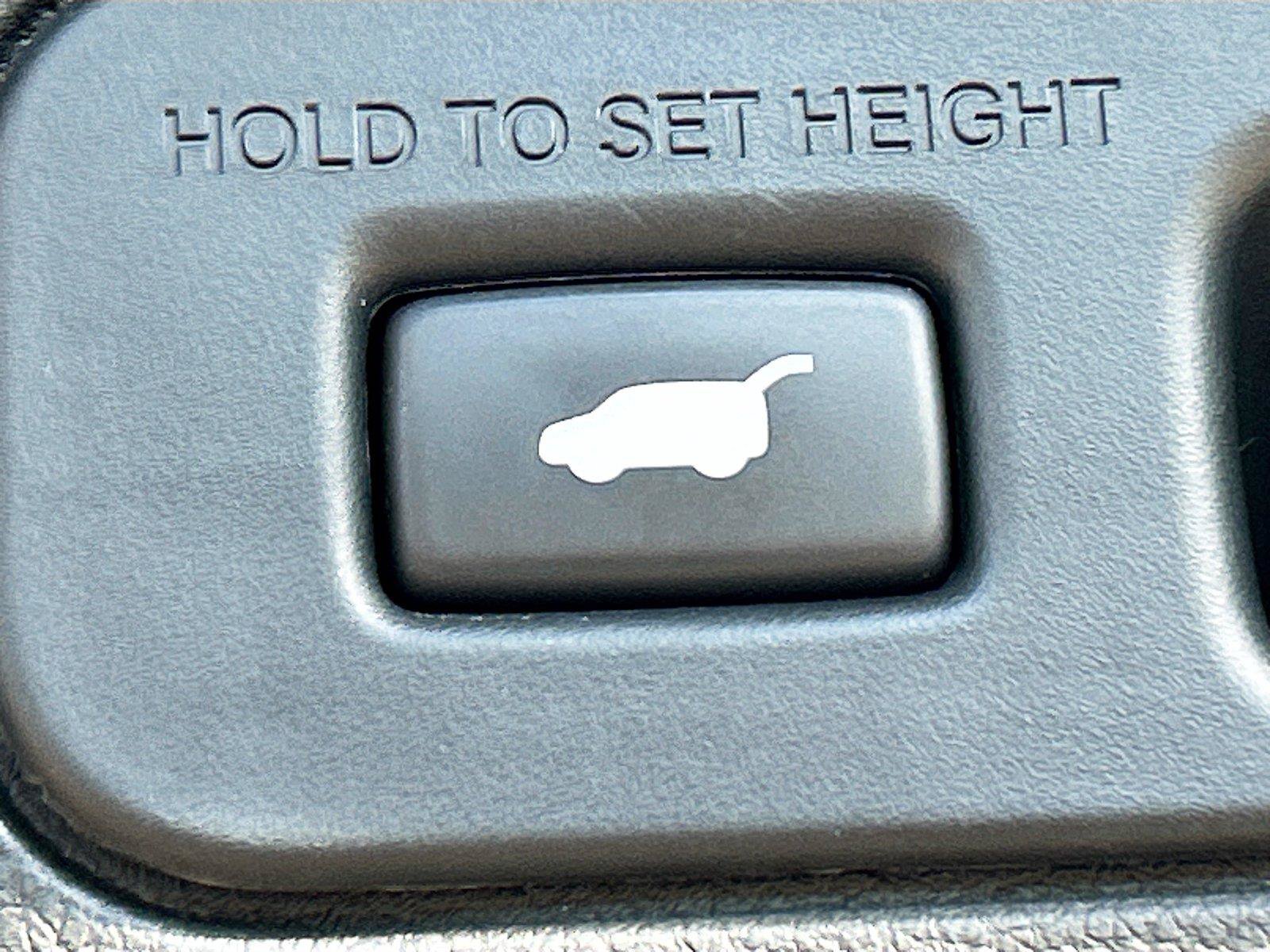 Used 2023 Honda Pilot Elite image 14