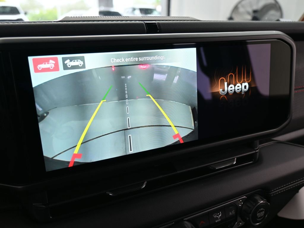 Used 2026 Jeep Wrangler Unlimited Rubicon image 21