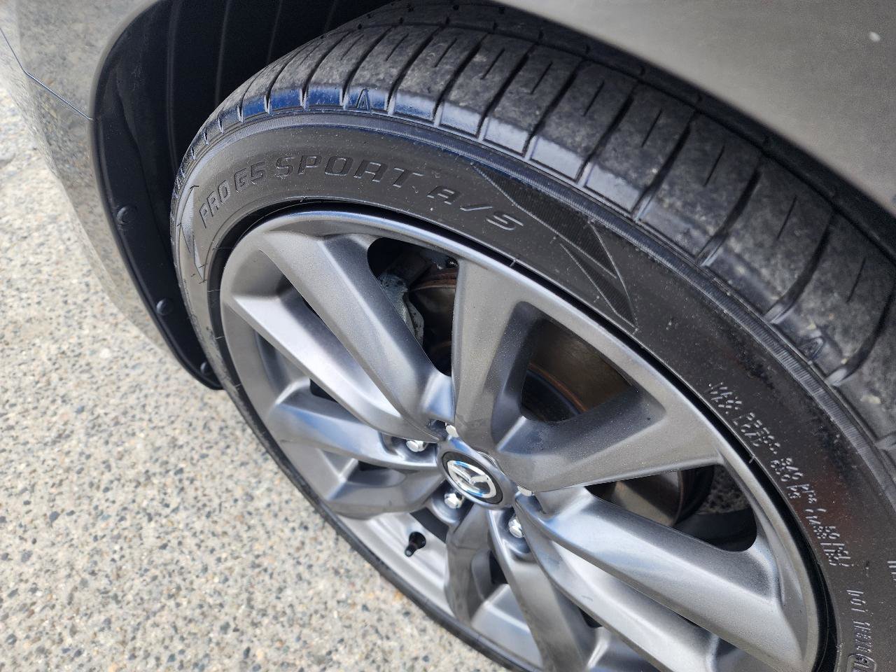 Used 2019 MAZDA MAZDA3 AWD Hatchback image 40