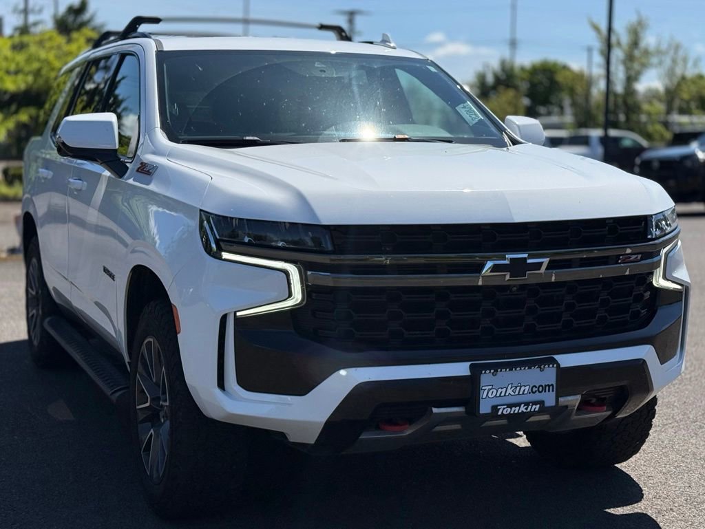 Used 2021 Chevrolet Tahoe Z71 w/ Luxury Package AWD/4WD image 7