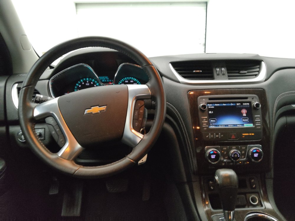 Used 2016 Chevrolet Traverse LT w/ Traveler's Package image 22
