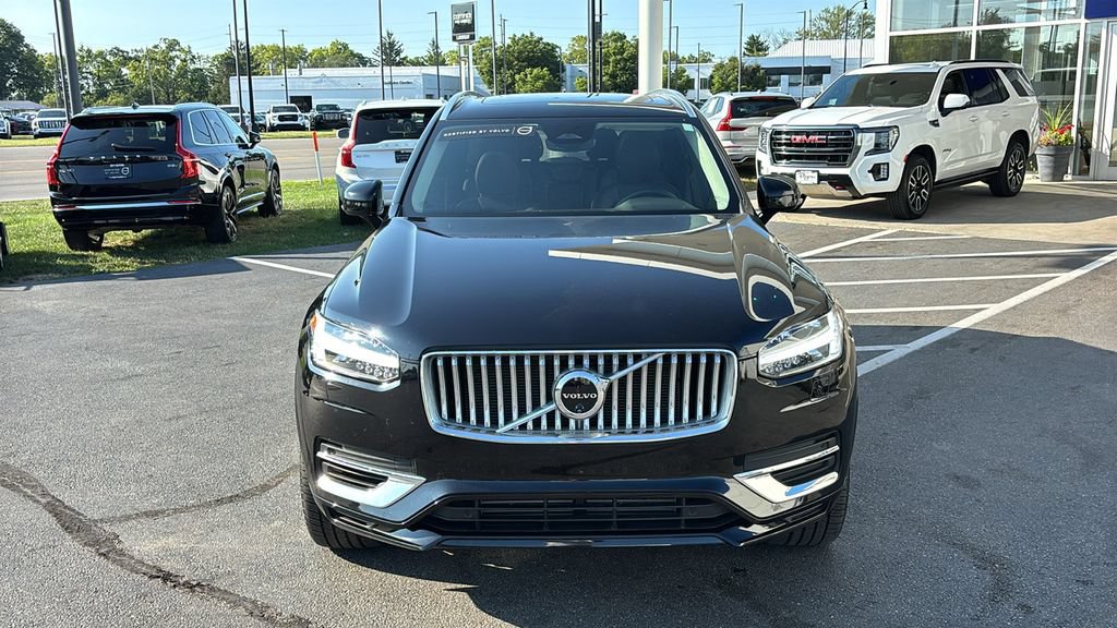 Certified 2025 Volvo XC90 T8 Plus AWD/4WD image 5