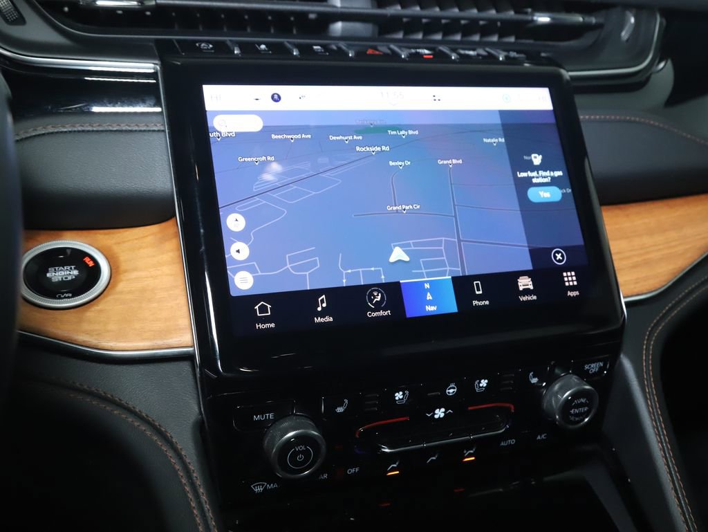 Used 2024 Jeep Grand Cherokee L Summit image 27